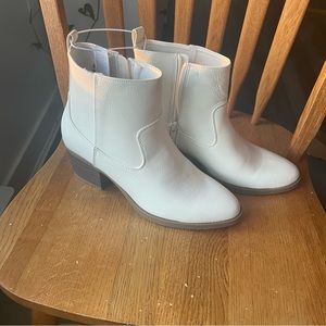 White cowboy boots